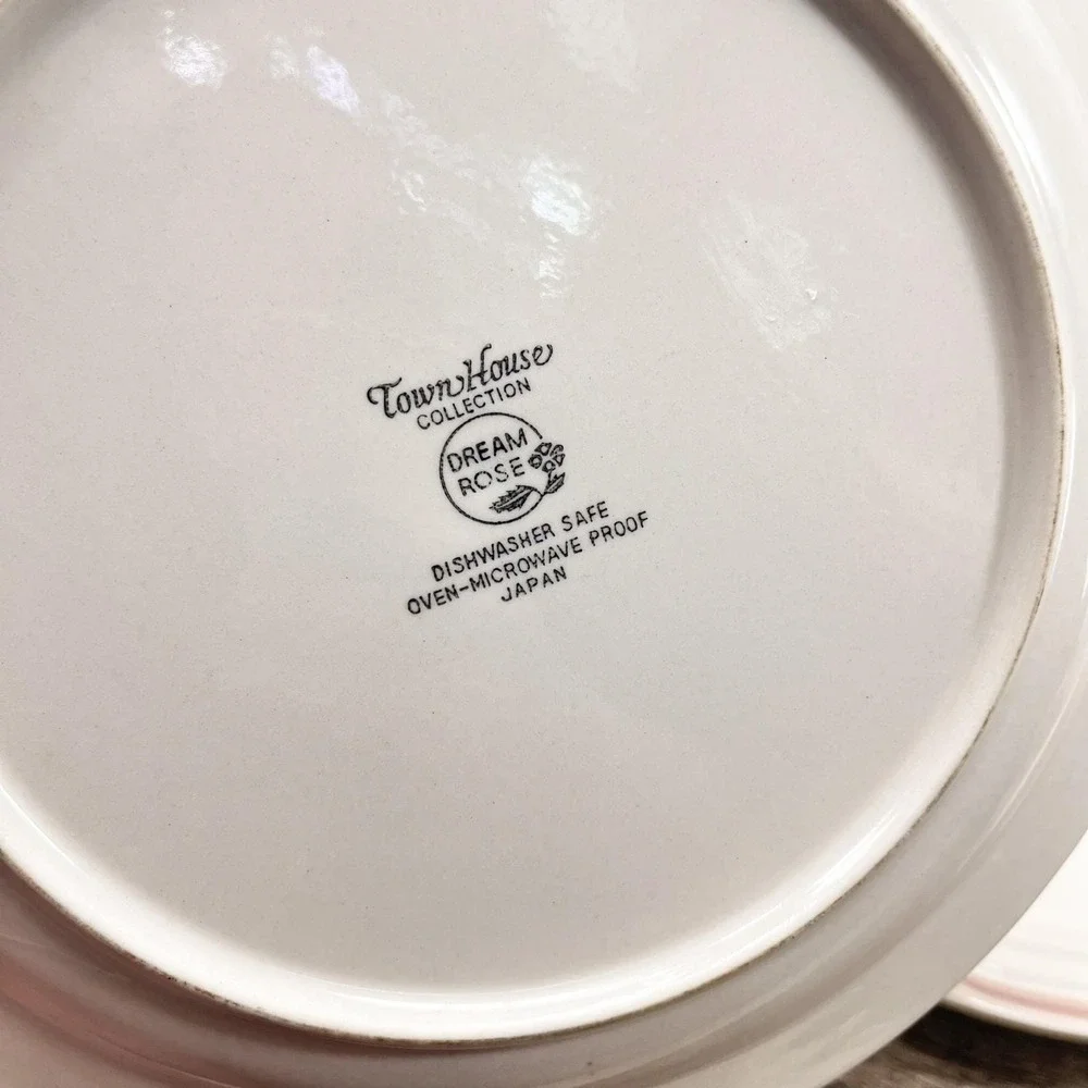 Vintage Floral‎ Stoneware Dessert Plates - Dinner Setting for 4